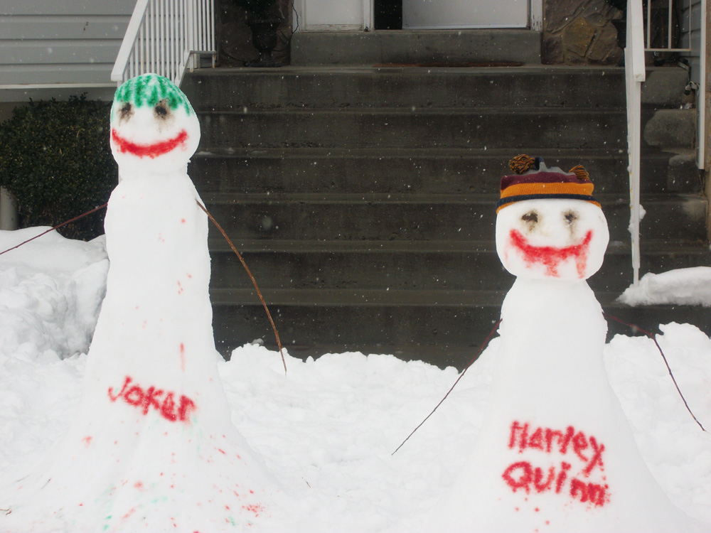 Macabre-Snow-Peeps_2010